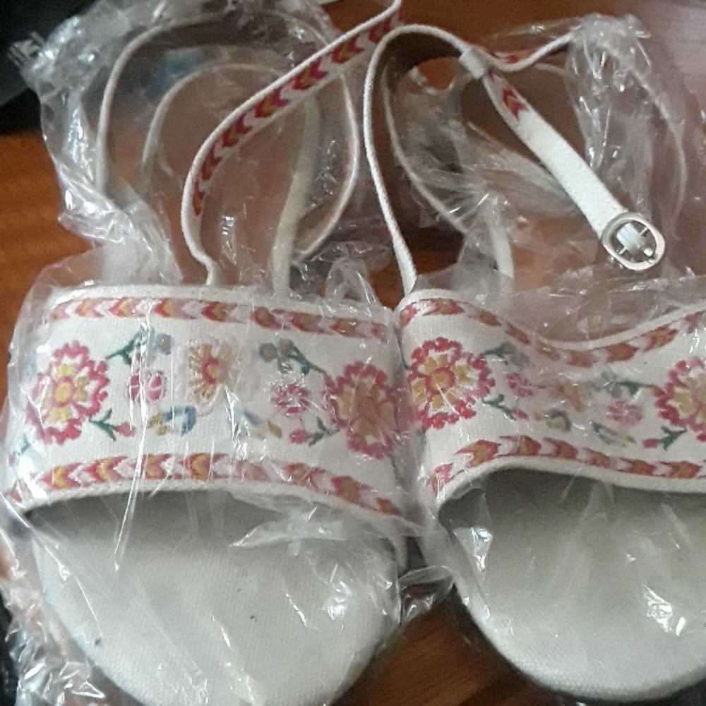 sandal